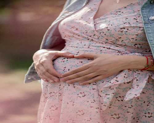 借卵试管助孕费用全解析：女性如何选择供卵代怀服务？